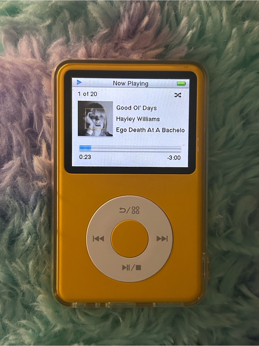 Innioasis Y1 Yellow MP3 Player with Click Wheel